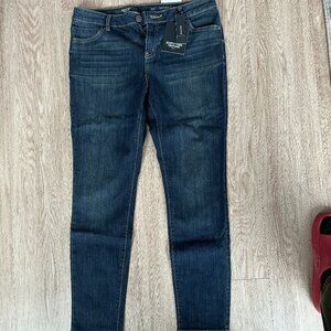 Brand New - Tags On - Petite Skinny Jeans by Simply Vera - Medium/Dark Wash